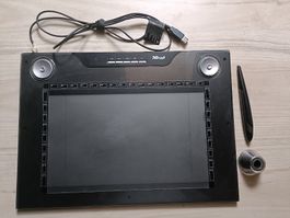 Trust Wide Screen Design Tablet TB­7300